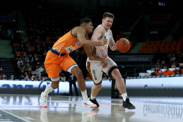 组赛为例 组赛为例