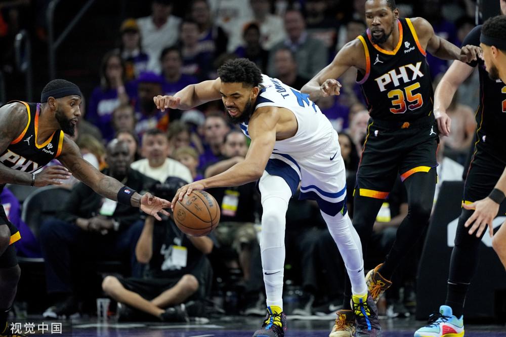 让新疆队屡 让新疆队屡