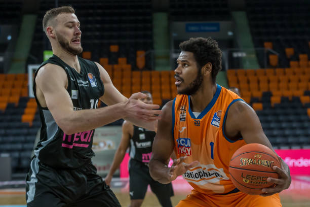 移到弱侧 移到弱侧